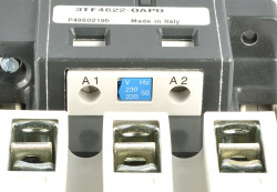 Siemens 3TF46 22-0AP0 Schütz 22KW Spule 230VAC 2Ö+2S ohne Ovp.